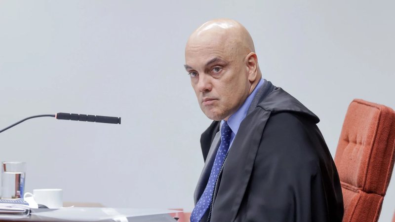 Alexandre de Moraes teria avisado Daniel Vorcaro sobre possível operação da PF antes de prisão